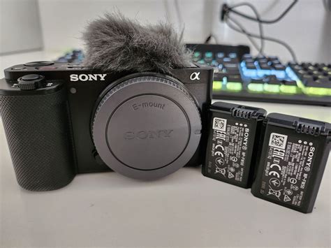 Sony ZV E10 // inkl. 2 original Sony Akkus (NP FW50) | Kaufen auf Ricardo