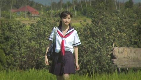 つぼみ 小泉瑠美 bikini model jp