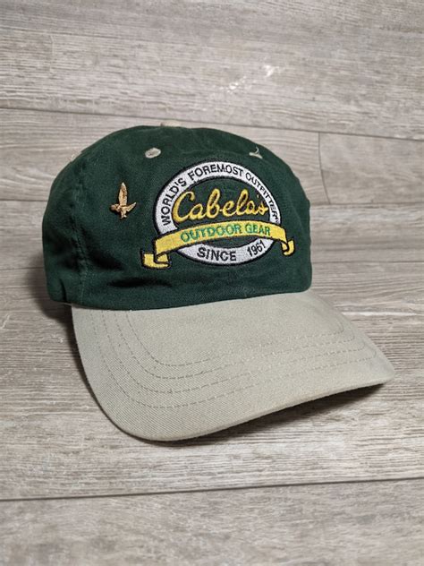 Vintage S Cabelas Fishing Gem