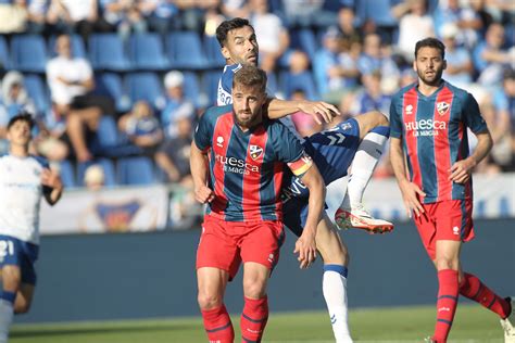 Crónica Del Tenerife Huesca La Sd Huesca Desbarata Los Planes Del