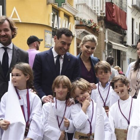 Rosauro Varo Amaia Salamanca Sus Hijos Y El Presidente De La Junta De