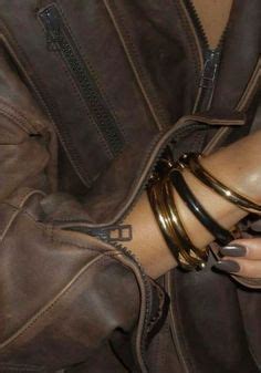 Pin by 𝓑𝒆𝒍𝒂 on totally brunette Leather Brunette aesthetic Brown aesthetic