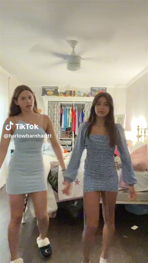 5 Hot Sexy Harlow Barnhart Bikini Pics