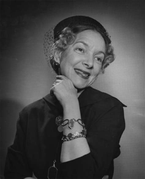 Helen Hayes biography. Hollywood film and theater actress.