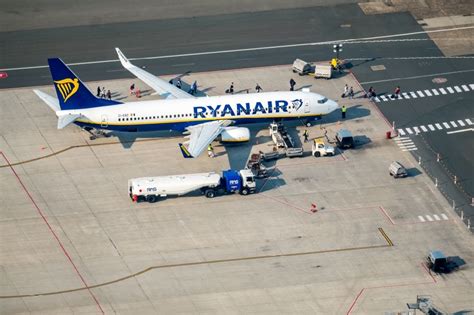 Weeze Von Oben Gel Nde Des Flughafen Airport Weeze Flughafen