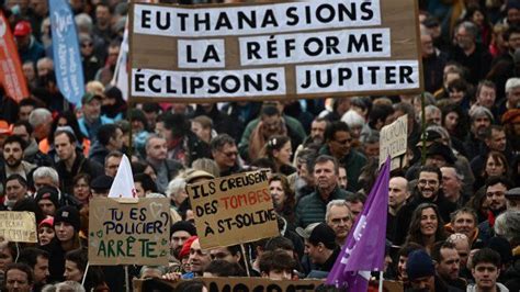 Francia El Consejo Constitucional Validó La Reforma Jubilatoria Y Aumentan Las Protestas