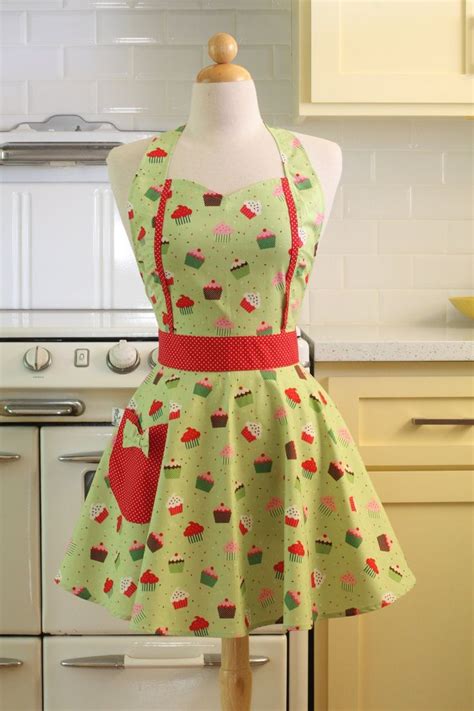 Apron Vintage Style Sweetheart Neckline Cupcakes On Green Full Etsy