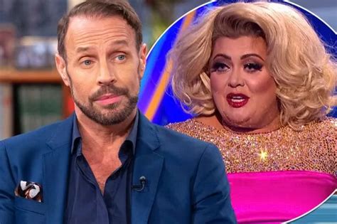 Inside R Kelly S Sex Cult Recording Studio With Massage Table And Sauna Room Mirror Online