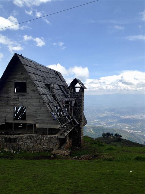 Withering home atop Las Cuchumatanes (Huehuetenango, Guatemala ...