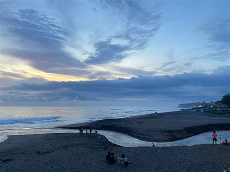 Pantai Munggu Pantai Hidden Gem Buat Sunset An Di Bali Bule Jarang