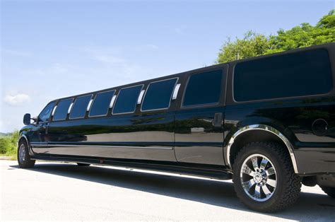 Choose The Best Limousine Service In The New Jersey For Your Special