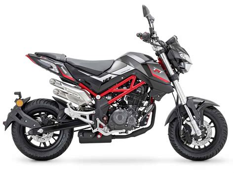 Novità Benelli Riviste la BN 125 e Naked T 125 Moto Dealer News