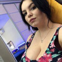 Courteous Raspberry Naked Stripping On Cam For Live Sex Video Chat PrettyPussy
