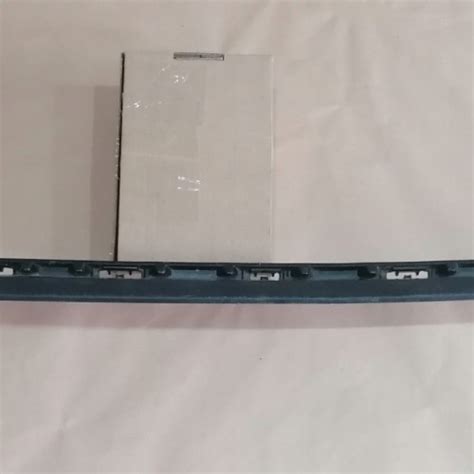 9824817780 Spoiler de pare chocs supérieur pour Peugeot 208 II 19