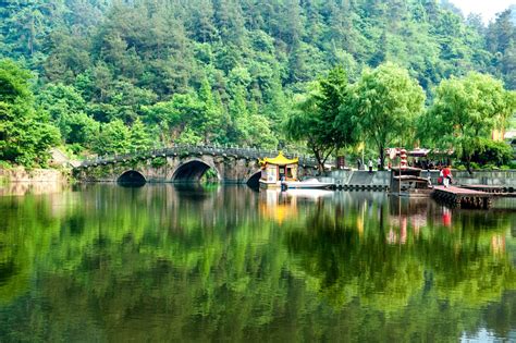 Wudang Mountain Range - Mountain Field Guide