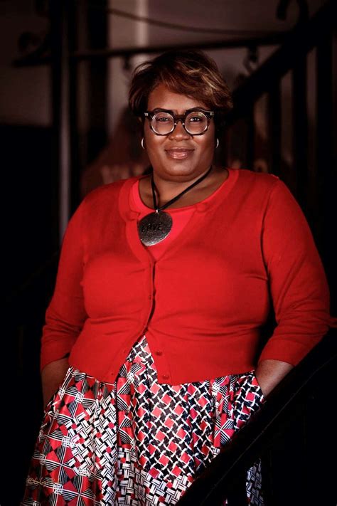 Meet Joslyn Kelly – CanvasRebel Magazine