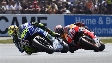 Valentino Rossi And Marc M Rquez Wallpapers Wallpaper Cave