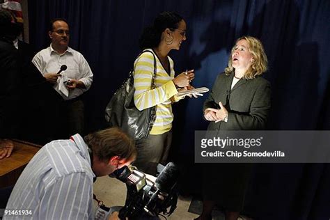 Carol Greider Photos And Premium High Res Pictures Getty Images