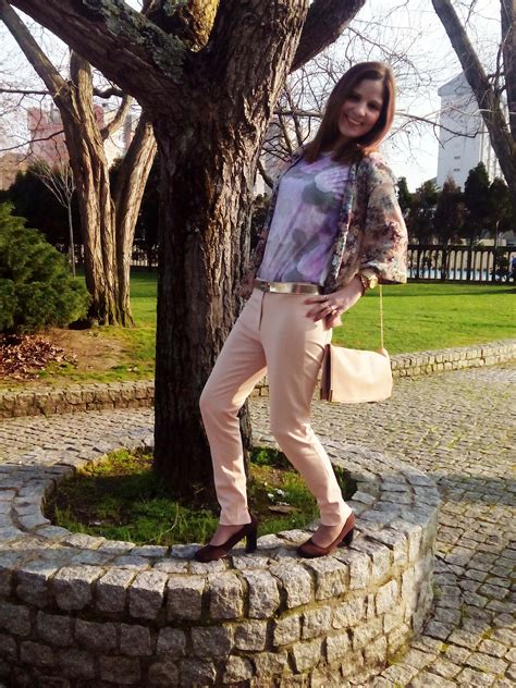 Nude Floral Look Fannylooks