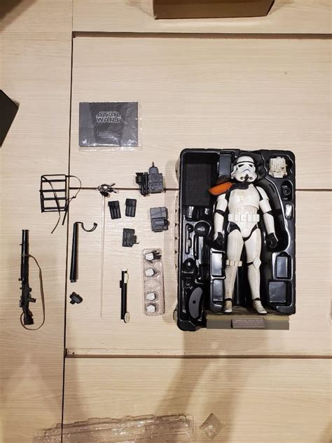 有斷件 Hot Toys MMS295 Star Wars 星球大戰Sandtrooper 沙漠暴風兵 figure 興趣及遊戲 玩具 遊戲類 Carousell