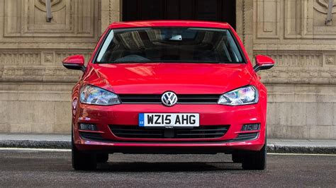 Volkswagen Golf Hatchback Review Auto Trader Uk