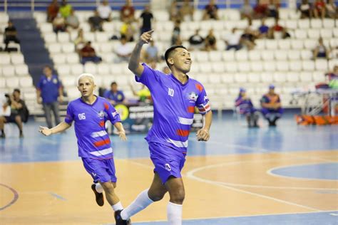 Carauari goleia Dom Jackson por 6 a 3 e conquista a Série Prata do