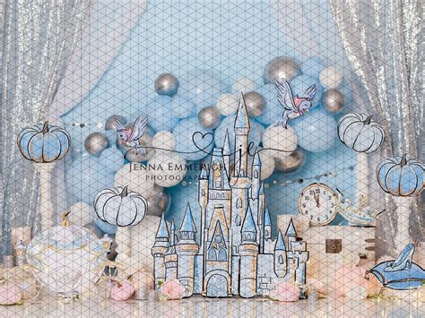 Cinderella's Castle (JE) | Disney castle cake, Cinderella birthday ...