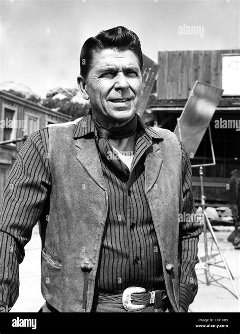 Ronald Reagan on the set of DEATH VALLEY DAYS, 1965 Stock Photo - Alamy