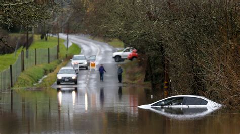 Heavy Rain Causes Flooding, Power Outages In San Francisco Bay Area ...