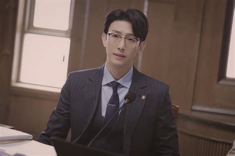 Extraordinary Attorney Woo 2022