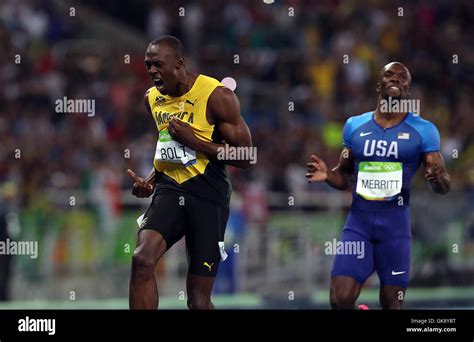 Jamaicas Usain Bolt Wins The Mens 200m Final At The Olympic Stadium