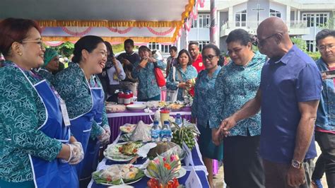 Lomba Cipta Menu B Sa Se Distrik Miru Kelurahan Koperapoka Terbaik