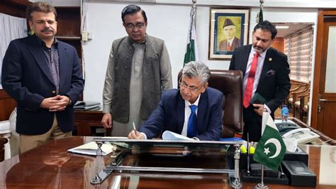 Murtaza Solangi assumes additional charge as Minister for Parliamentary ...