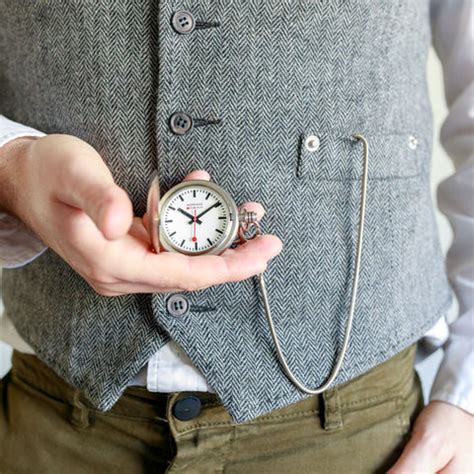 How To Wear A Pocket Watch – Mondaine UK