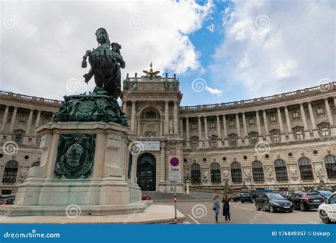 El Museo Papyrus En Heldenplatz En El Complejo Hofburg Vienna Austria