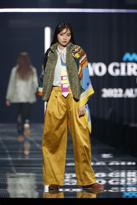 第35回 マイナビ 東京ガールズコレクション 2022 Autumnwinter ～新川優愛～ 学生新聞オンライン