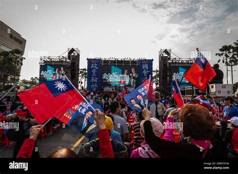 Kaohsiung Taiwan Th Jan Supporters Attend The Election