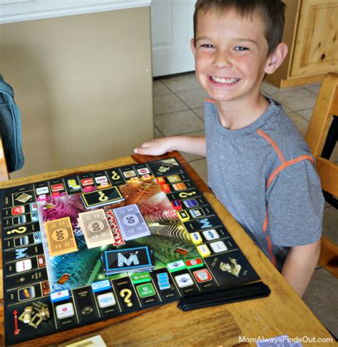 Play Junior Monopoly/Original Monopoly - Habyts