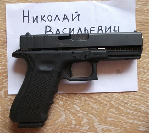 Продам макет Глок-17.
