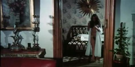 Brunette In Vintage Movie Tnaflix