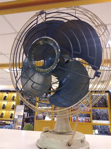 VINTAGE WESTINGHOUSE ELECTRIC FAN On Carousell