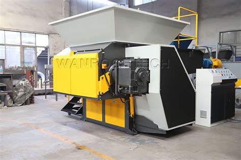 2000kg/h Heavy Duty Industrial Shredder Machine | WANROOETECH