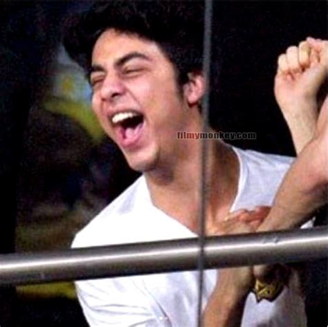 Rare Pics Of Srks Son Aryan Khan Laughing Hard Going Viral Fans