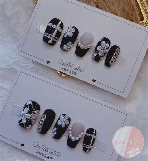 [SƯU TẦM] 100+ Mẫu Nail Vẽ Hoa Đơn Giản Siêu Hot Trend