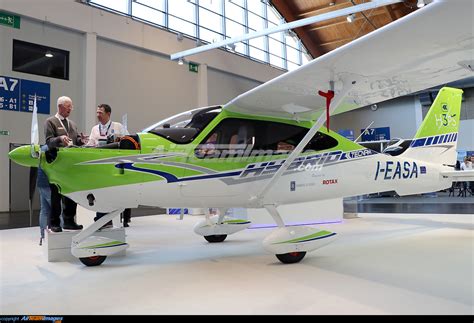 Tecnam P H Ps Hybrid Large Preview Airteamimages