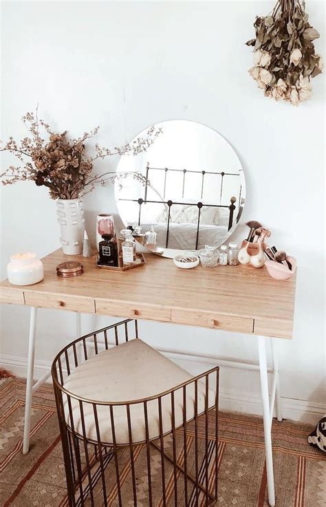 Diy Vanity Tables 15 Creative Ideas To Organize Your Beauty