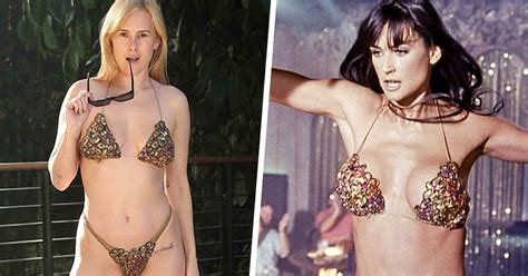 Sexy Hommage Rumer Willis In Demi Moores Striptease Bikini Krone At