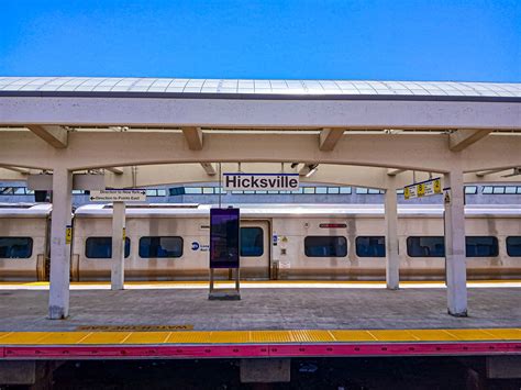 Lirr station hicksville ny commuters face delays due to track malfunction