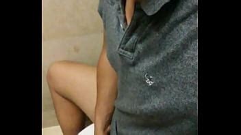 pajeandome en los baños publicos XVIDEOS