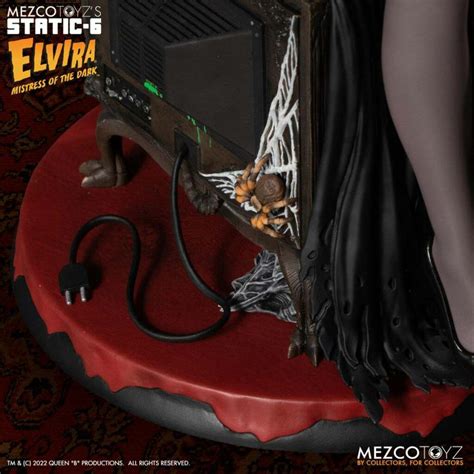 Estatua Pvc Static Elvira Elvira Mistress Of The Dark Cm